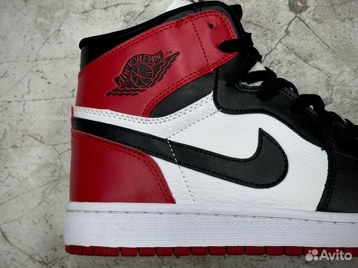 Nike Air Jordan 1 Black Toe Размер 43,44