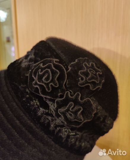 Женская зимняя шапка демисезонная соломеная шляпка