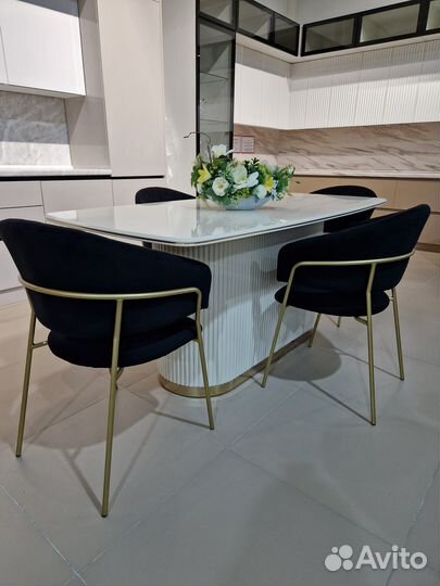 Кухонный стол Венера с гарантией