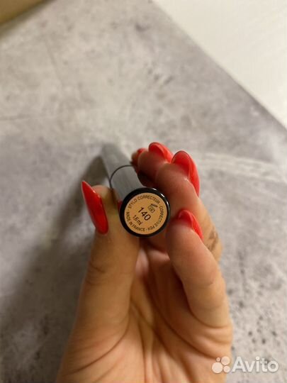 Корректор givenchy 140 mister