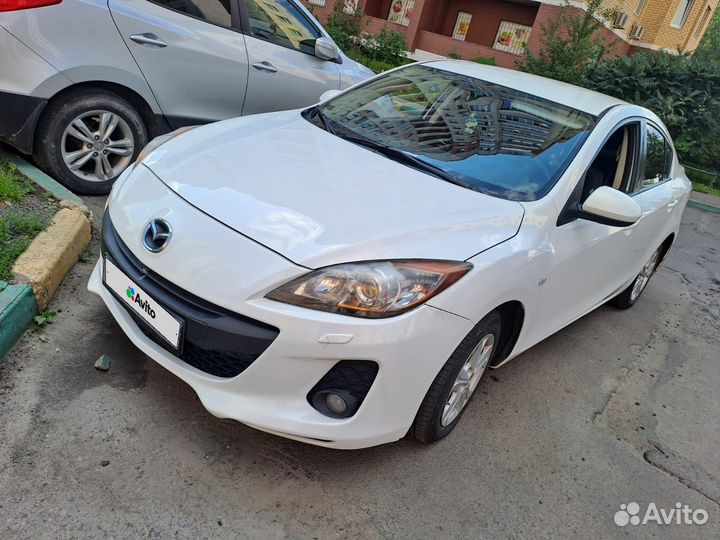 Mazda 3, 2011