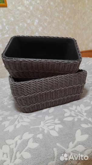 Дровница, клумба, кашпо