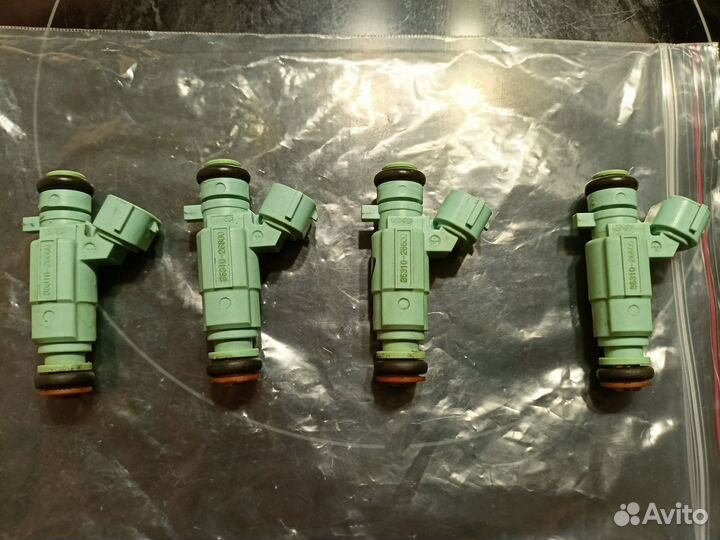 Форсунка топливная 3531026600 KIA (ceed JD 2016)