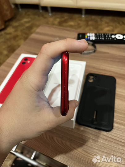 iPhone 11 64gb красный