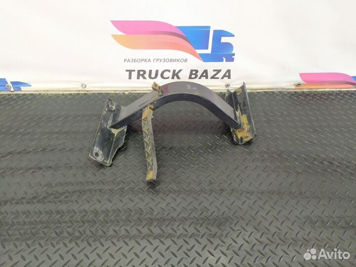 81615405071 Кронштейн подножки левый Man L2000