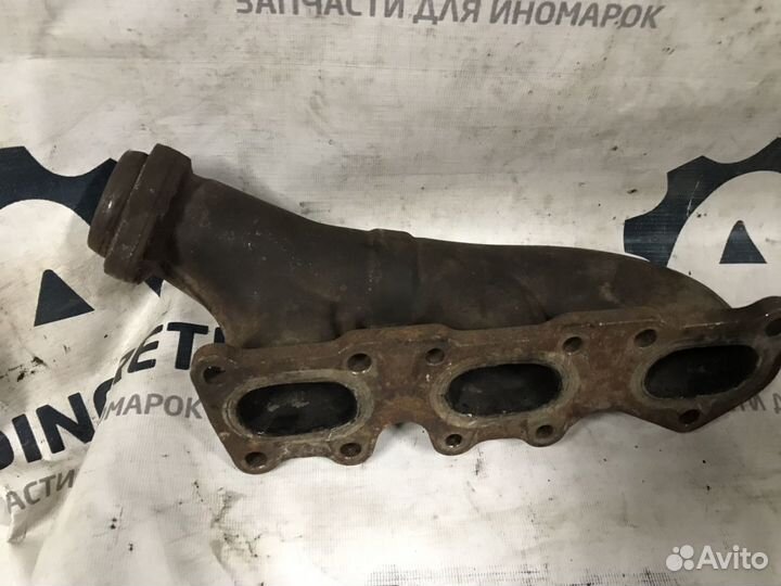 Коллектор выпускной правый мерседес W210. 2.8. Дв