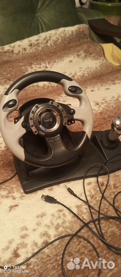 Игровой руль с педалями и коробкой передач