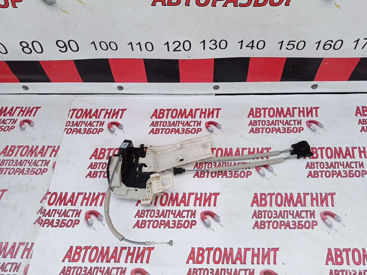 Замок двери задний левый Киа Соул 2 PS