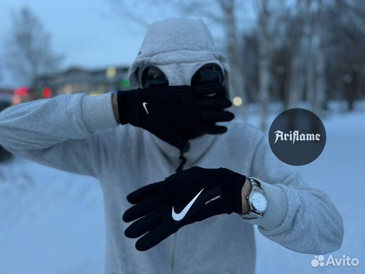 Перчатки Nike HyperWarm Therma Fit