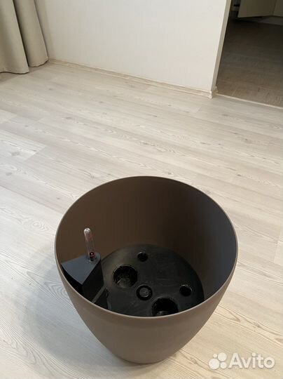 Кашпо lechuza напольное с автополивом