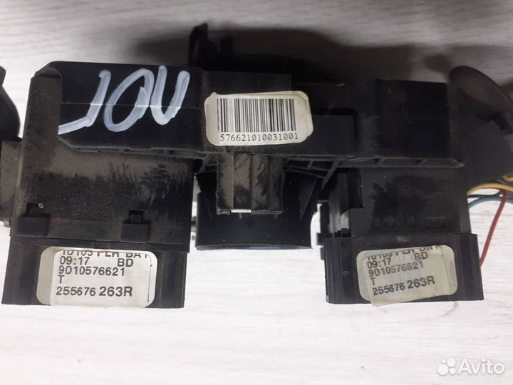 Переключатель подрулевой Renault