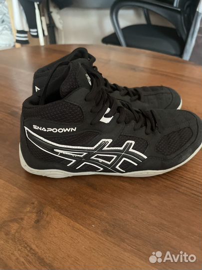 Борцовки asics