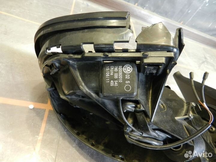 Зеркало наружное правое -Volkswagen Transporter T5