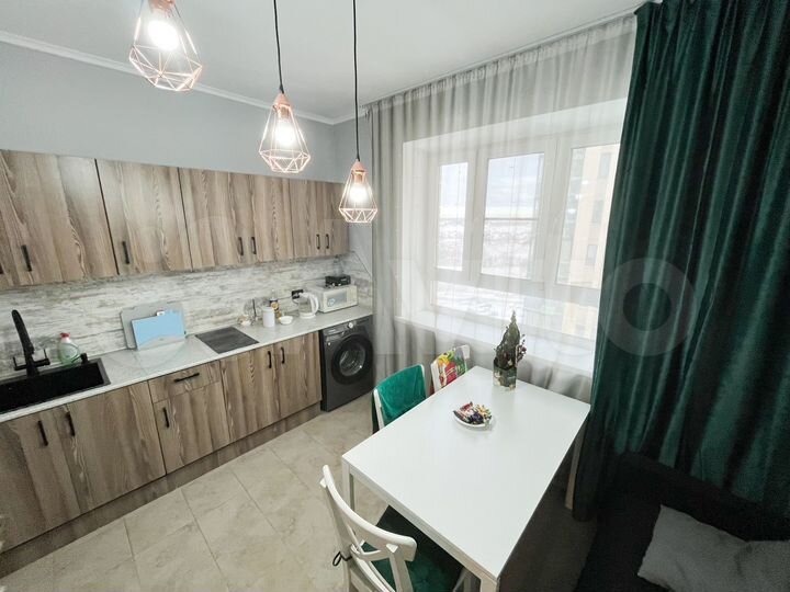 2-к. квартира, 47 м², 10/20 эт.