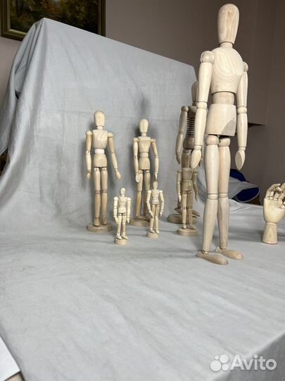 Манекен человека и руки из дерева