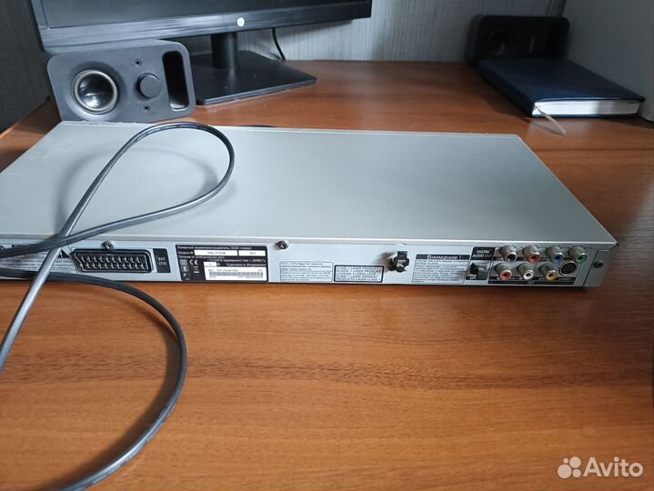 DVD-плеер Samsung DVD-P360K