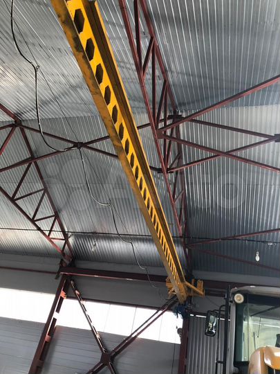 Гараж (ангар) 326 квадратов на 17 сотках земли