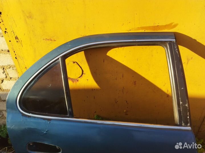 Дверь Toyota Sprinter, задняя правая AE100