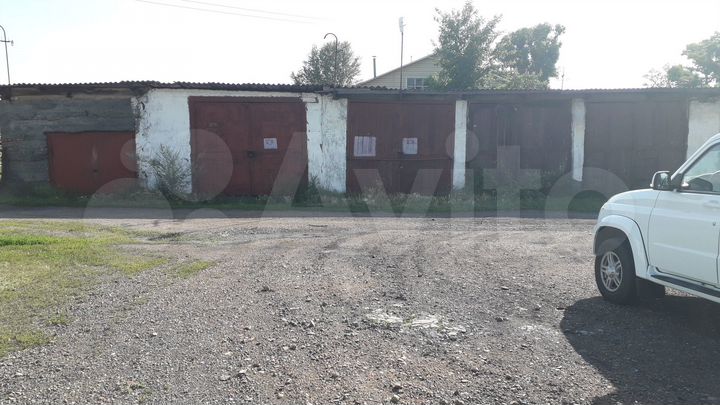 Гараж, > 30 м²
