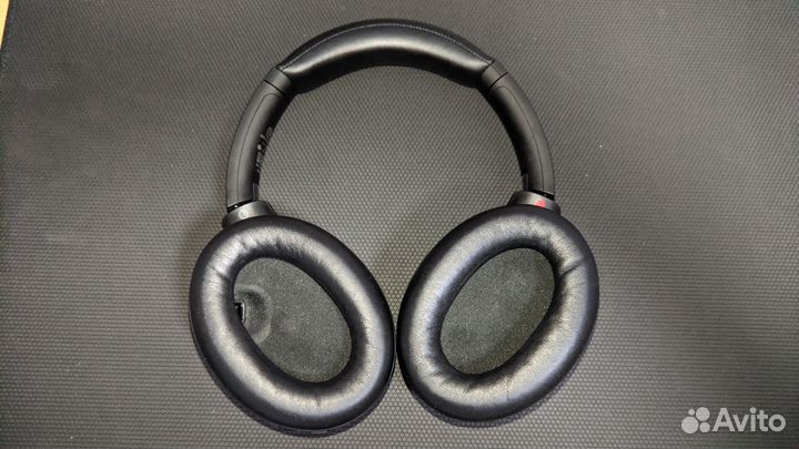 Bluetooth наушники Sony WH-1000XM4