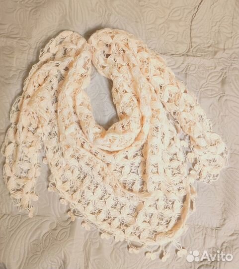 Бактус (шаль)