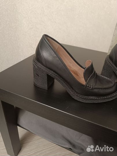 Эконика Лоферы