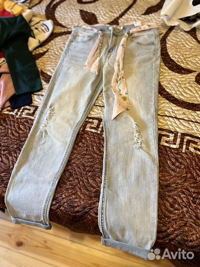 Джинсы
