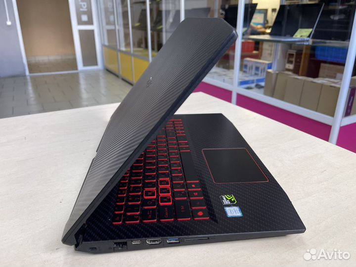 Игровой Ноутбук Acer/Core i5/8GB/GTX1050Ti/SSD