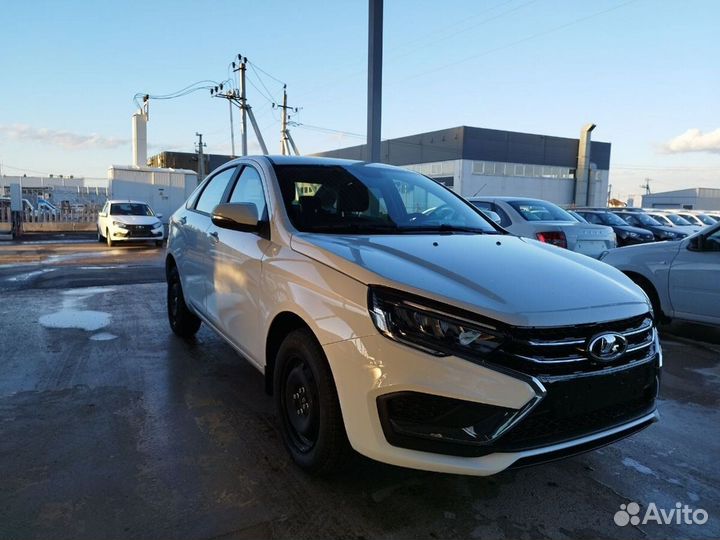 LADA Vesta 1.8 CVT, 2024