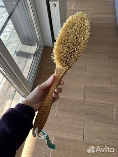 Щётка для сухого массажа