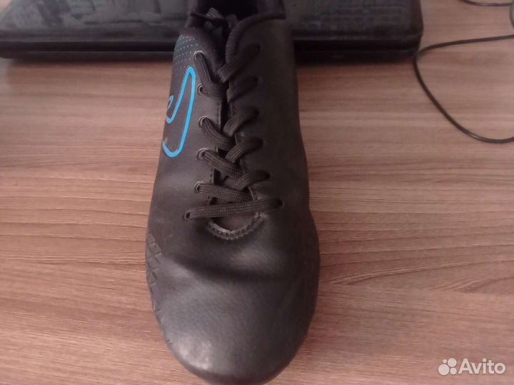 Футбольные бутсы