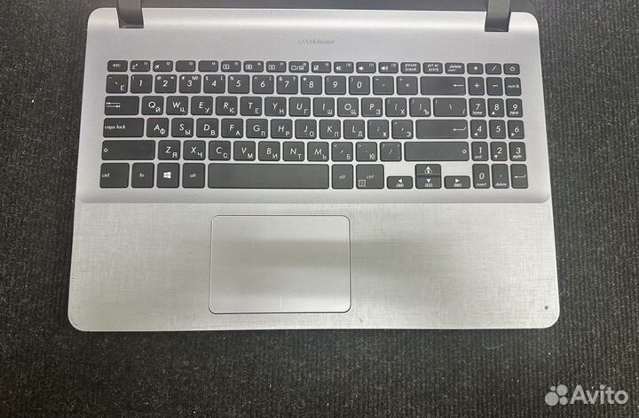 Asus (i5-7200U, 8GB, SSD 256, MX 110 2GB)