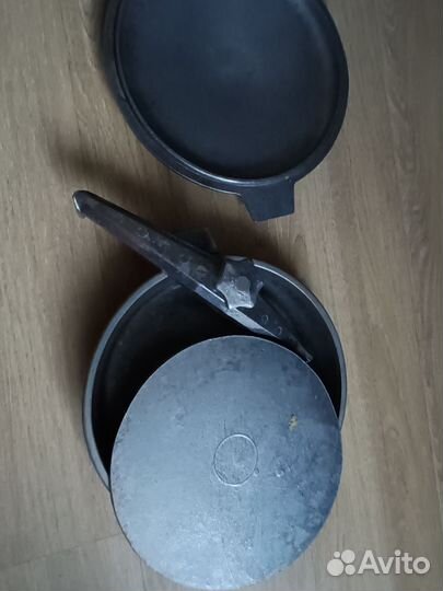 Сковородпа для цыпленка табака