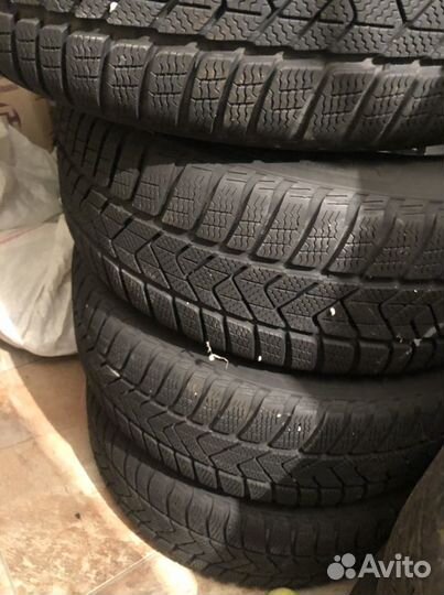 Pirelli Sottozero Winter 240 225/55 R17