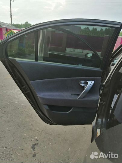 Дверь задняя левая Nissan Primera p12