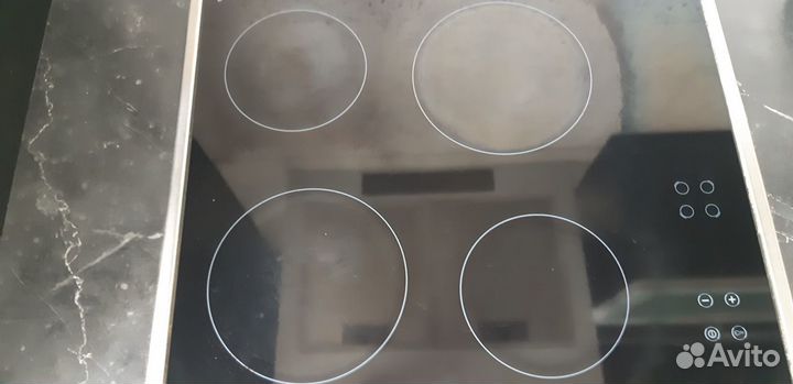 Электрическая варочная поверхность 