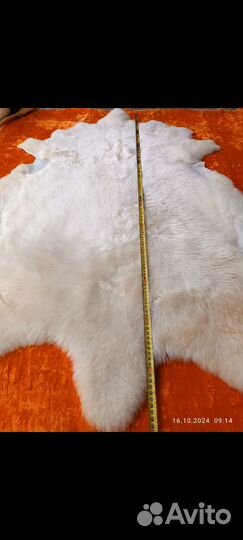 Овечьи шкуры фабричной выделки