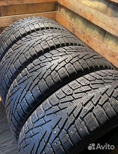 Nokian Tyres Hakkapeliitta 7 SUV 235/65 R17