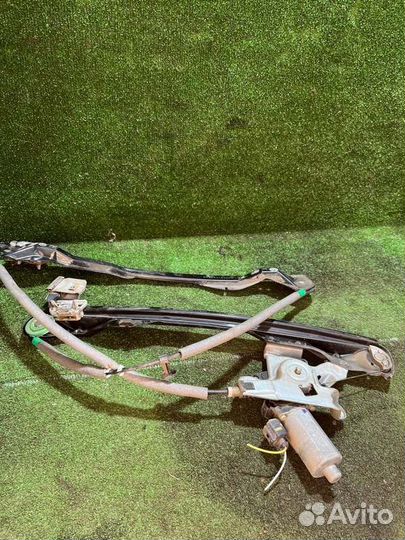 Стеклоподъемник передний правый Ford Focus 1 MK1