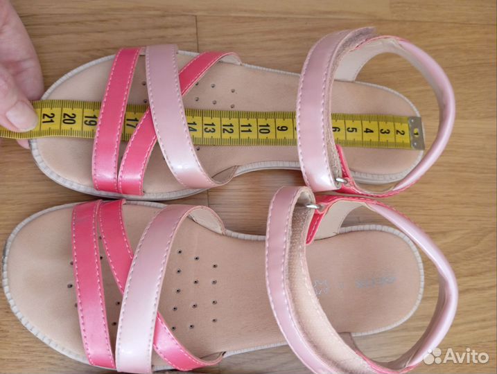 Летняя обувь для девочки 33
