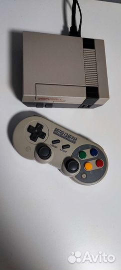 Игровая ретро консоль