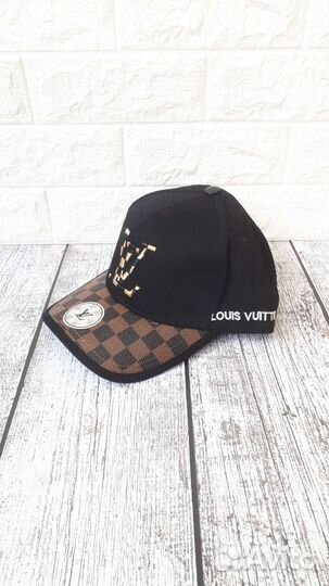 Кепка louis vuitton