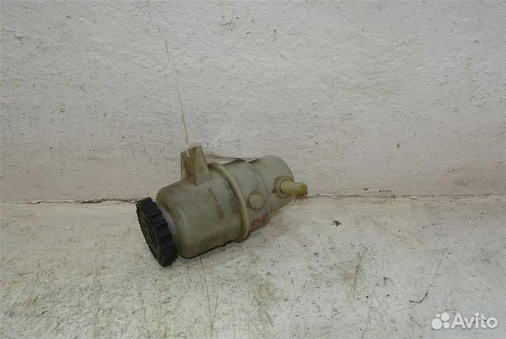 Бачок гидроусилителя Jeep Grand Cherokee WK2 2010