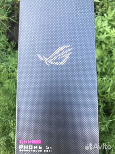 Asus ROG Phone 5s 512 гб