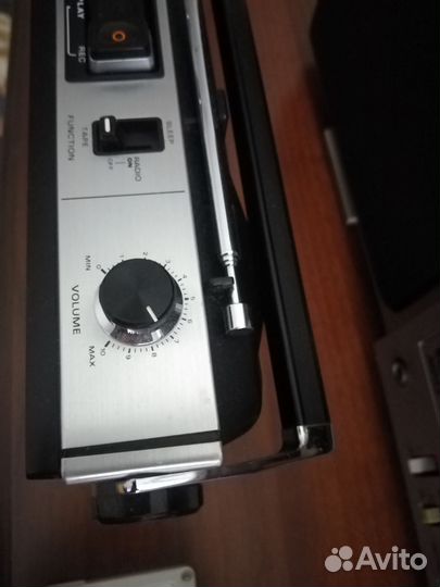 Магнитола Sony, Sanyo