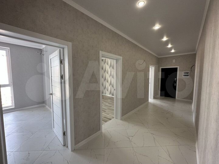 3-к. квартира, 81 м², 9/16 эт.