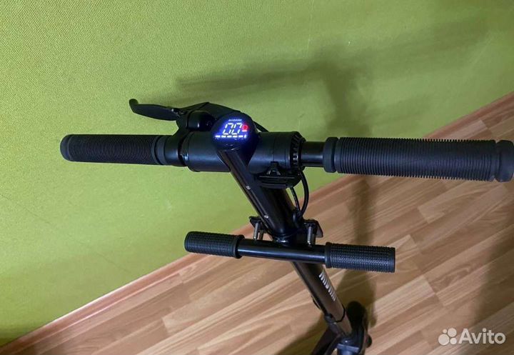 Дополнительный руль для электросамоката