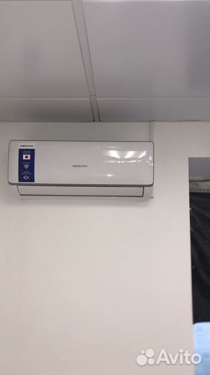 Кондиционер (сплит система ) с установкой