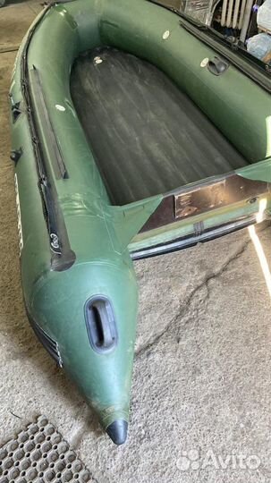 Лодка Solar380