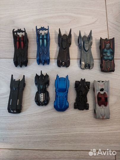 Hot wheels бэтмобили